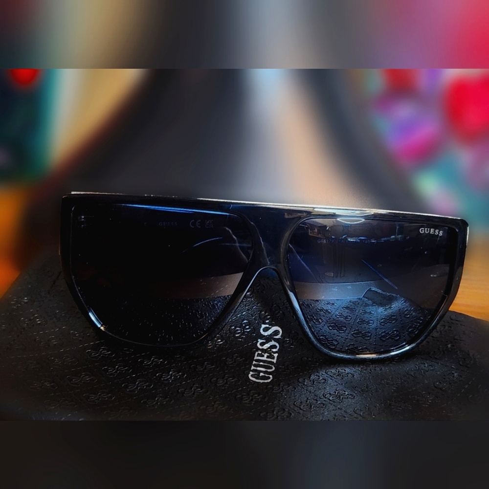 Guess Dark Tinted Sunglasses Unisex